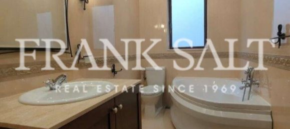 3 chambres Maison à Zurrieq, Malta No. 8118 8