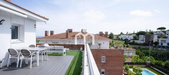 3 Schlafzimmer Penthouse in Tiana, Spain, Nr. 166139 25