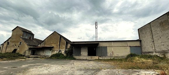Gewerbliche Immobilie in Noyers-sur-Cher, France 1500m², Nr. 243633 11