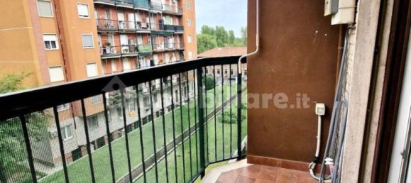 1 bedroom Apartment in Milan, Italy No. 380431 8