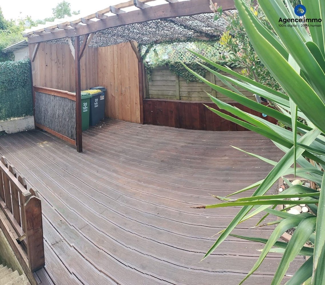 2 bedrooms House in Tours, France No. 86145