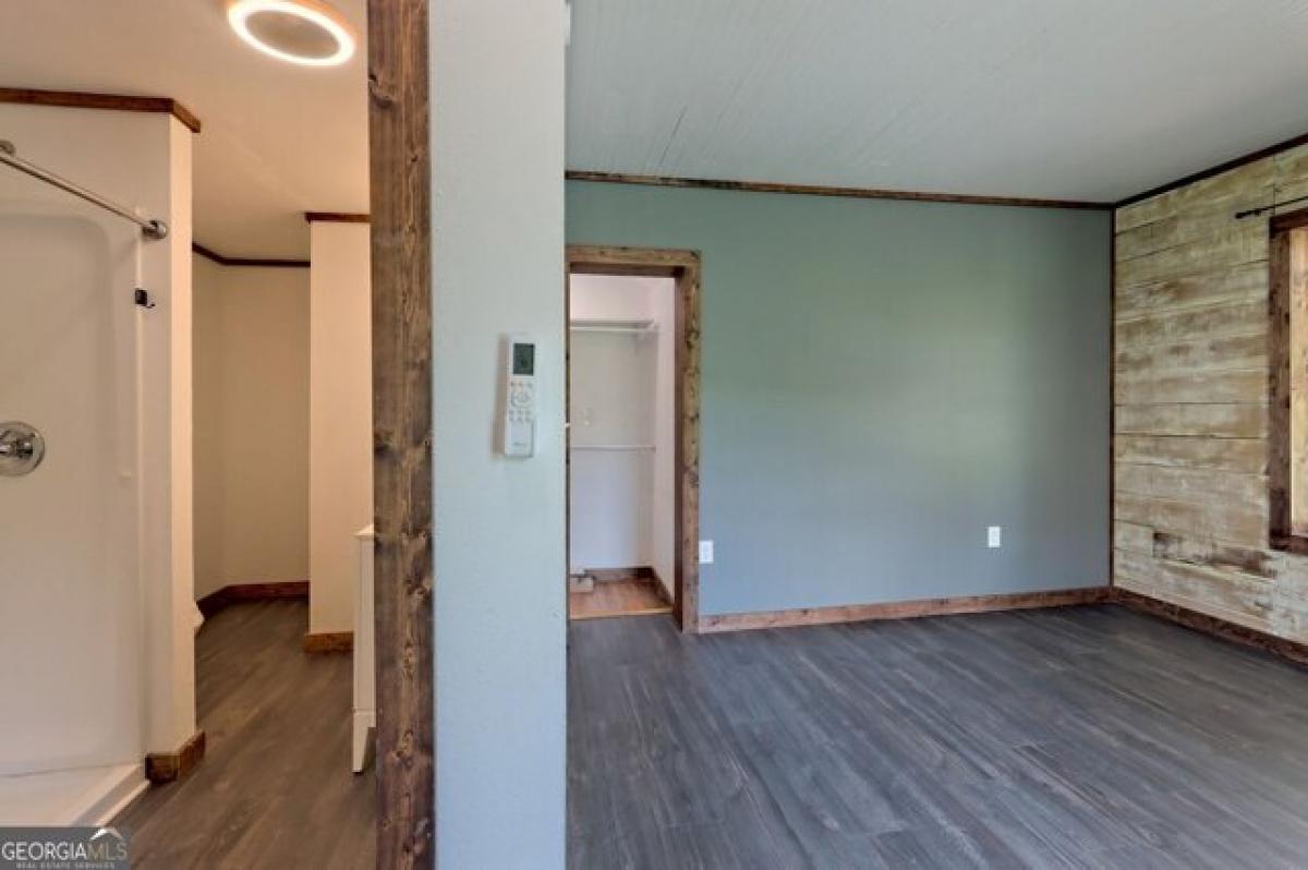 3 bedrooms House in Hiawassee, USA No. 437925