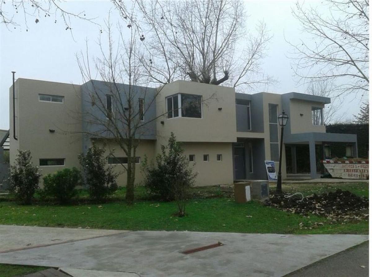 3 bedrooms House in Pilar, Argentina No. 99229