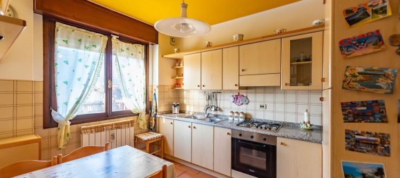 Casa de 4 divisões em Lainate, Italy N.º 186980 10