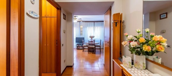 Casa de 4 divisões em Lainate, Italy N.º 186980 8