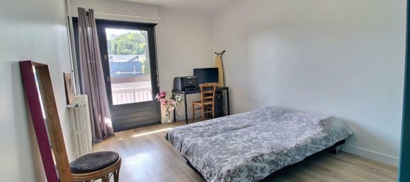 Квартира с 3 спальнями в Рюмийи, Франция № 362239 8