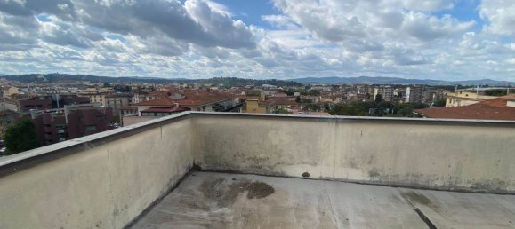 3 bedrooms Apartment in Florence, Italy No. 362774 10