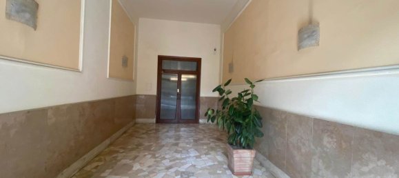 3 bedrooms Apartment in Florence, Italy No. 362774 31