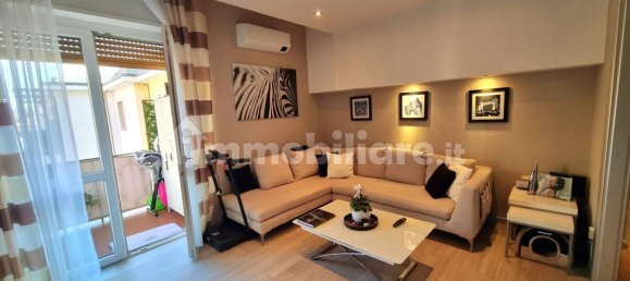 Квартира с 2 спальнями в Комо, Италия № 323446 9