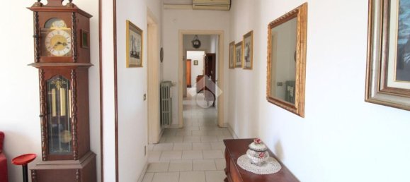 3 bedrooms Apartment in Pogliano Milanese, Italy No. 357997 8