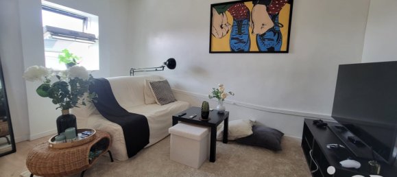 2 bedrooms Apartment in Saint-Etienne-du-Rouvray, France No. 361494 4