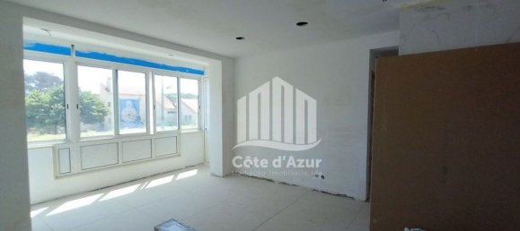 4 bedrooms Apartment in Almada, Portugal No. 87316 3