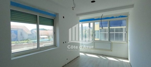 4 bedrooms Apartment in Almada, Portugal No. 87316 18
