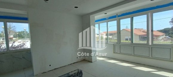 4 bedrooms Apartment in Almada, Portugal No. 87316 15