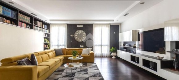 3-salle Penthouse à Missaglia, Italy No. 312051 26