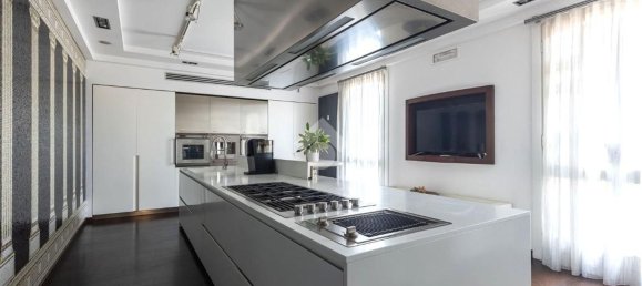 3-salle Penthouse à Missaglia, Italy No. 312051 8