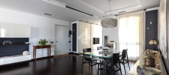 3-salle Penthouse à Missaglia, Italy No. 312051 4