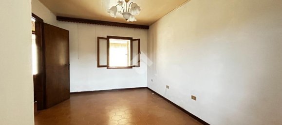 Casa de 4 habitaciónes en Monfumo, Italy No. 4679 10