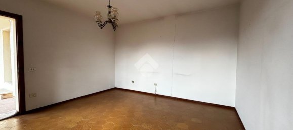 Casa de 4 habitaciónes en Monfumo, Italy No. 4679 12