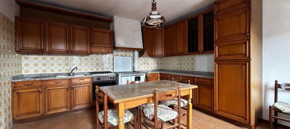 Casa de 4 habitaciónes en Monfumo, Italy No. 4679 7