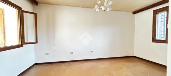 Casa de 4 habitaciónes en Monfumo, Italy No. 4679 13