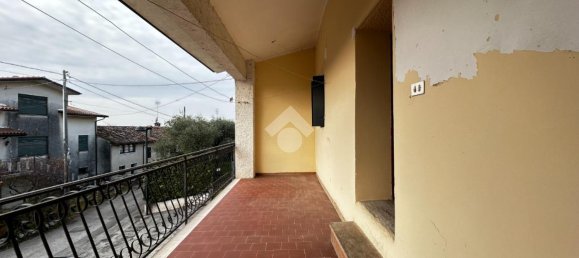 Casa de 4 habitaciónes en Monfumo, Italy No. 4679 19