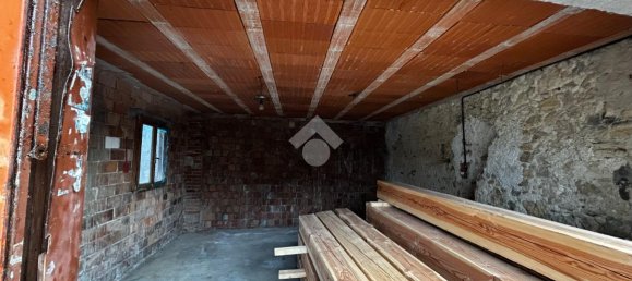 Casa de 4 habitaciónes en Monfumo, Italy No. 4679 4