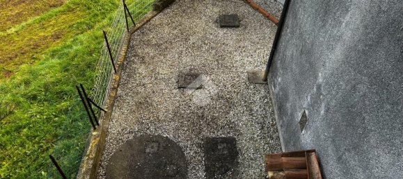 Casa de 4 habitaciónes en Monfumo, Italy No. 4679 3