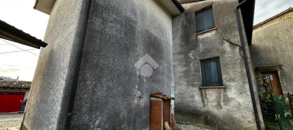 Casa de 4 habitaciónes en Monfumo, Italy No. 4679 22