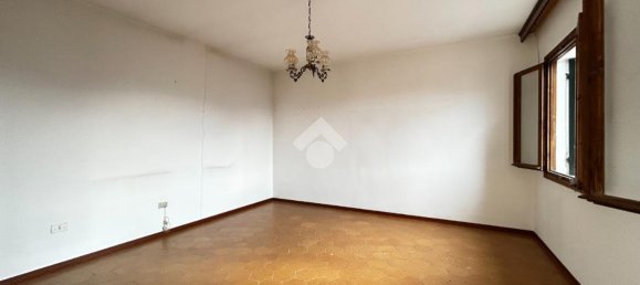 Casa de 4 habitaciónes en Monfumo, Italy No. 4679 15