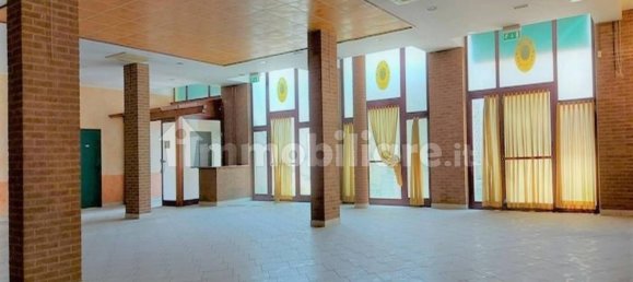 708m² Commercial property in Montecosaro, Italy No. 315777 17