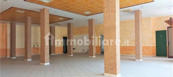 708m² Commercial property in Montecosaro, Italy No. 315777 18