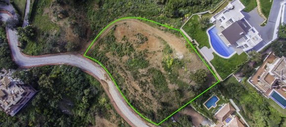 4 bedrooms Villa in Marbella Del Este, Spain No. 2951 5