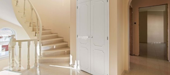 4 bedrooms Villa in Lagos, Portugal No. 143705 11