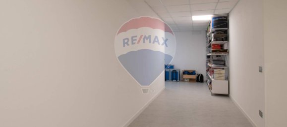 1 room Office in Ospitaletto, Italy No. 371650 13