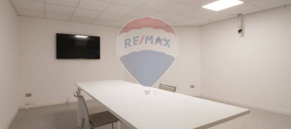 1 room Office in Ospitaletto, Italy No. 371650 11