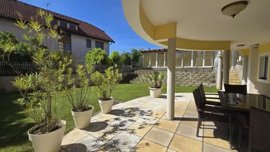 Casa de 6 habitaciónes en Lanzendorf, Austria No. 176421