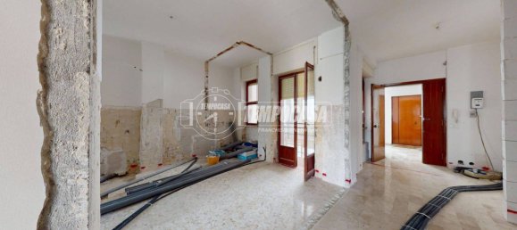 4 chambres Appartement à Lecce, Italy No. 337173 9
