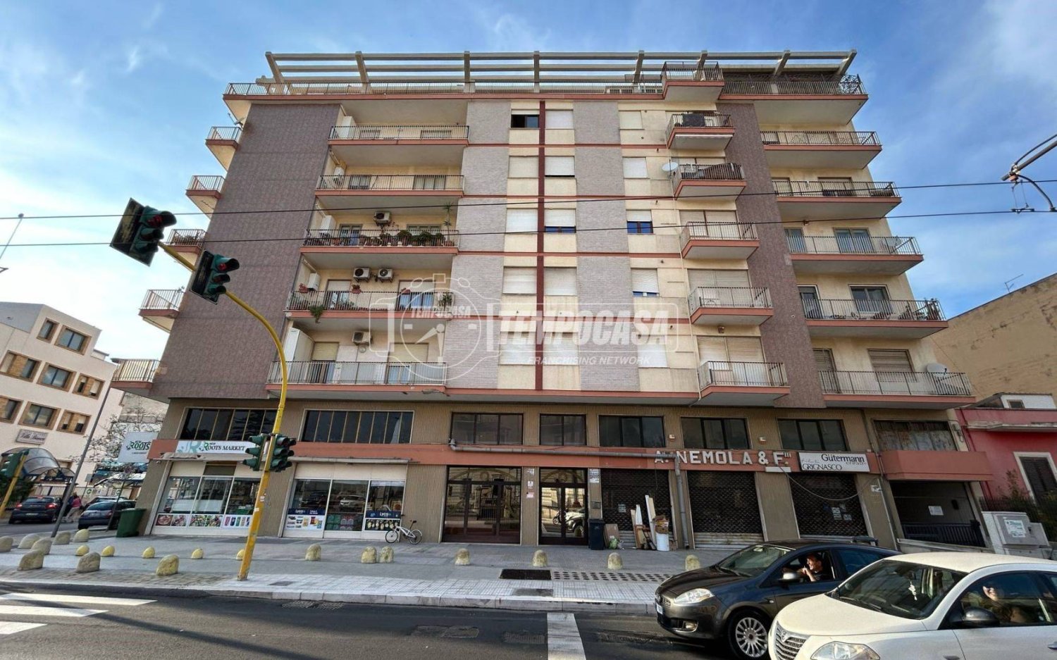 4 chambres Appartement à Lecce, Italy No. 337173