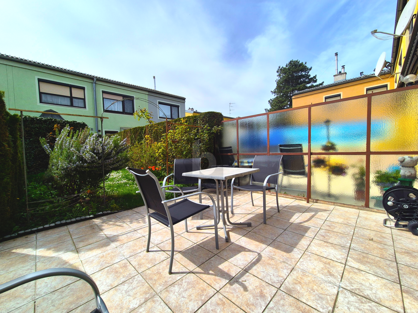 3 rooms Townhouse in Favoriten, Austria No. 199114