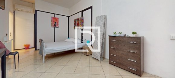 Коммерческая недвижимость в Равенна, Италия № 377359 4