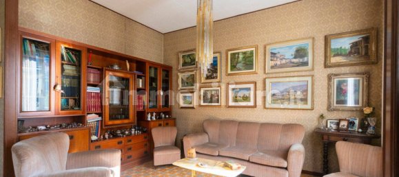 Квартира с 2 спальнями в Вальганна, Италия № 379263 11