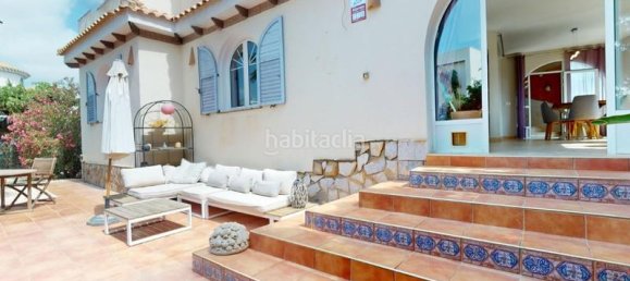 5 bedrooms Villa in Alicante, Spain No. 134230 3