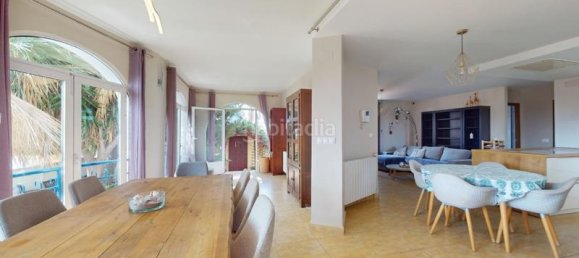 5 bedrooms Villa in Alicante, Spain No. 134230 18