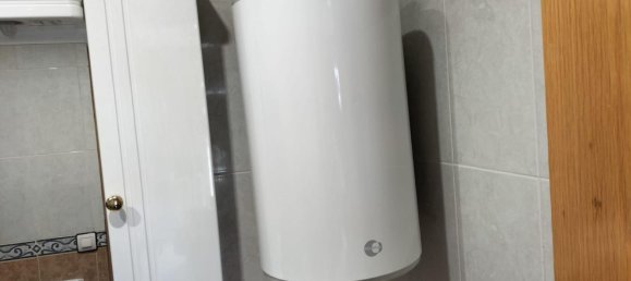 Propriété commerciale à Venta de Banos, Spain 200m² No. 73006 4