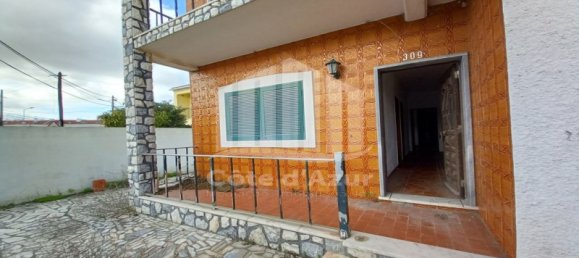 3 bedrooms House in Alcochete, Portugal No. 85968 3