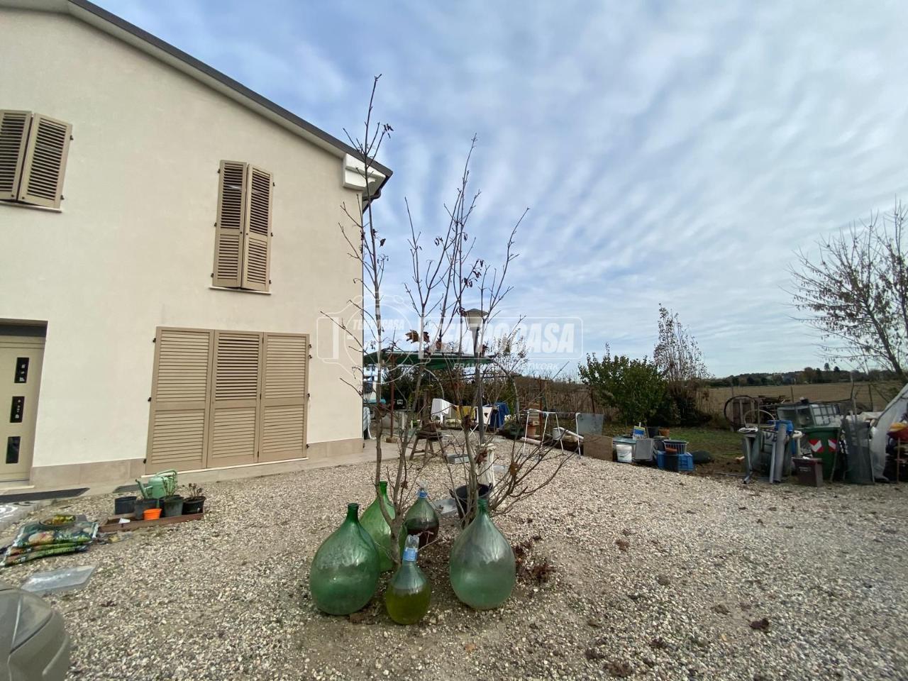 4-Zimmer Wohnung in Medolla, Italy, Nr. 163936