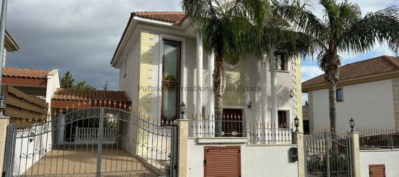 Villa T4 em Mouttagiaka, Cyprus N.º 24406 18