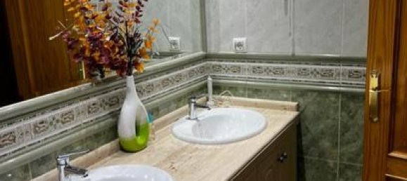 Apartamento de 3 dormitorios en Córdoba, Spain No. 186687 8