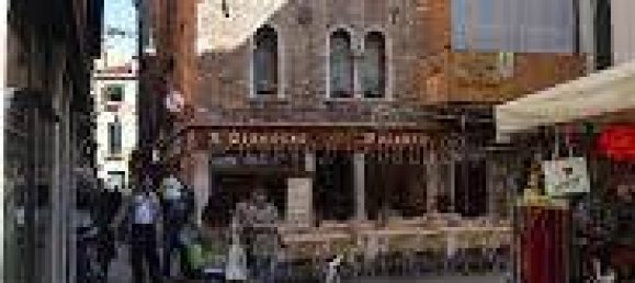 2 rooms Commercial property in Venice, Italy No. 61822 48